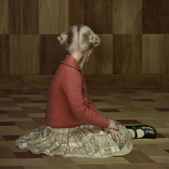 © Erwin Olaf, Keyhole 6, 2012